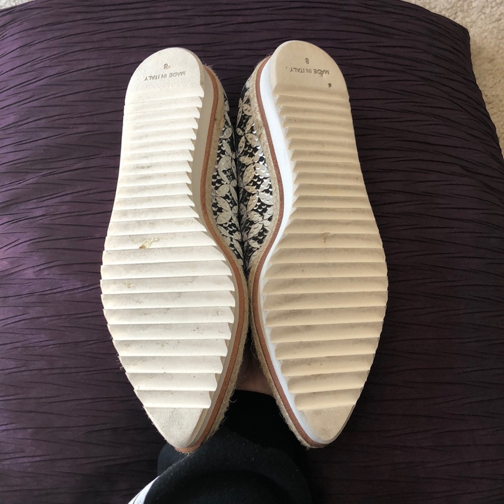 Flats - Picture 2 of 4